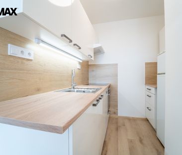 Pronájem bytu 2+kk v družstevním vlastnictví 49 m², Praha 4 - Háje - Photo 6
