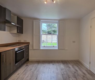 Bartons Road - Havant - Unfurnished - Photo 5
