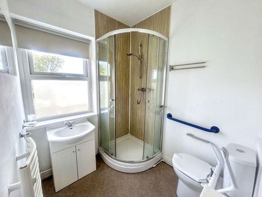 Beechwood Court, front street, Whitley Bay, Tyne and Wear, NE25 9JU - Photo 1