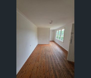 3 Bedroom Home with easy access to Mount Druitt CBD - Photo 1