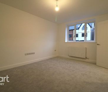 4 bedroom terraced house to rent - Photo 5