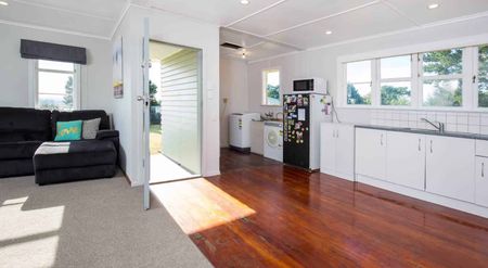 3 Bedroom Rural Family Home - Photo 3