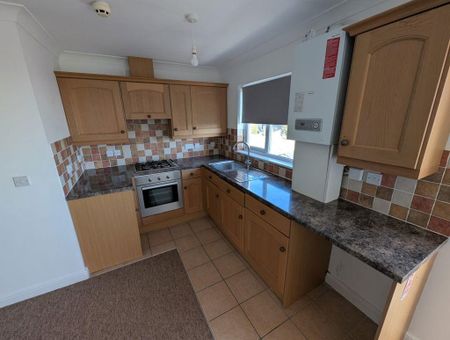 3 bedroom apartment to rent - Photo 5