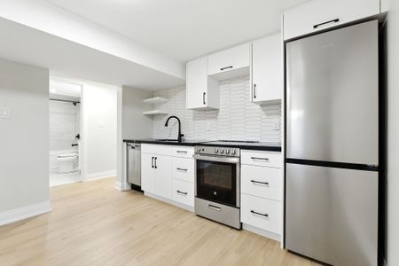 For Lease - 929 Upper Ottawa Street Unit# B, Hamilton, Ontario - Photo 2