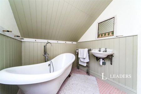 2 bedroom detached house to rent - Photo 3