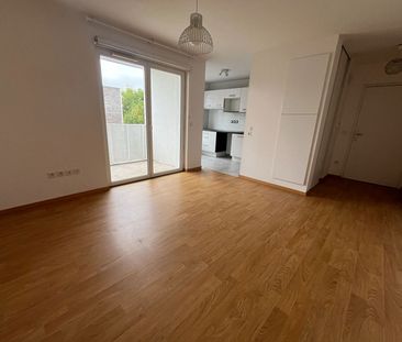 Location Appartement 2 pièces 41m² LILLE 59000 - Photo 5