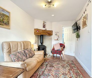 4 bedroom semi-detached house to rent - Photo 2