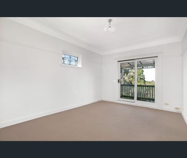 2/112 Burns Bay Road, Lane Cove, NSW 2066 - Photo 6