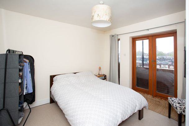 1 bedroom flat to rent, Available unfurnished from 05/05/2025 - Photo 1