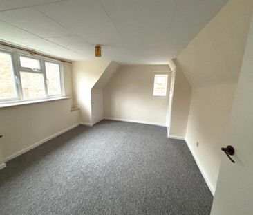 3 bedroom detached house to rent - Photo 5