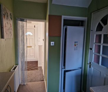 2 Bed Semi-Detached House, Belle Isle Road, LS10 - Photo 1