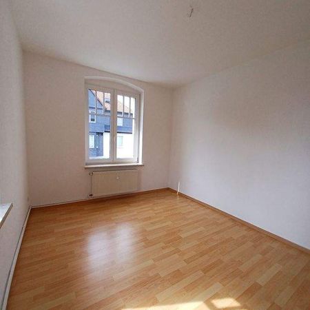 Sehr schöne helle 2 Raum Wohnung ab 09.2025. in Lichtentanne zu vermieten - Photo 3