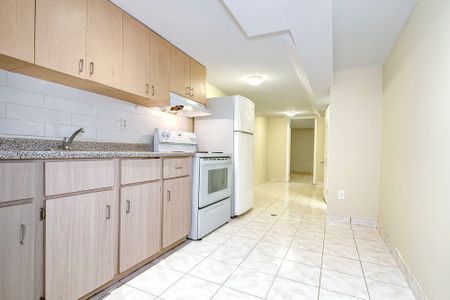 For Lease - 218 Broadview Avenue Unit# Lower, Toronto, Ontario - Photo 5
