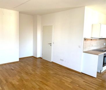 Gemütliche 2-Zimmer Wohnung mit großem Wohnbereich und moderner Küche! - Photo 1