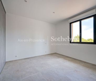 Maison • Aix-en-Provence - Photo 2