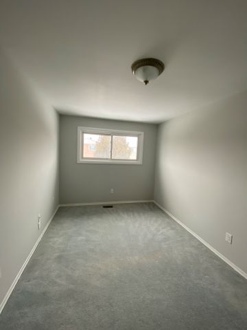 For Lease - 96 Dairis Crescent, Markham, Ontario - Photo 5