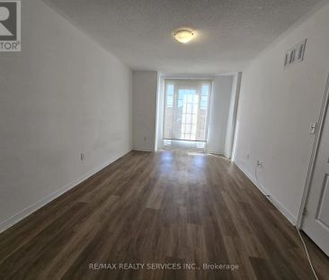 43 SEACHART PLACE - Photo 2