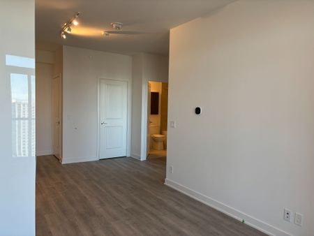 For Lease - 30 Upper Mall Way Unit# 1706, Vaughan, Ontario - Photo 3