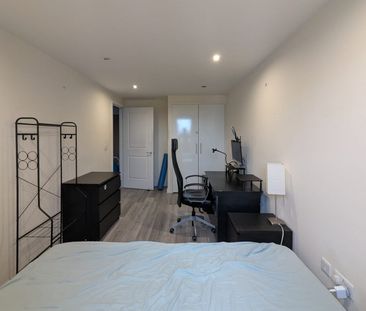 2 Bed Flat, Durnsford Road, SW19 - Photo 6