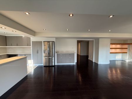 For Lease - 256 Boake Trail, Richmond Hill, Ontario - Photo 4