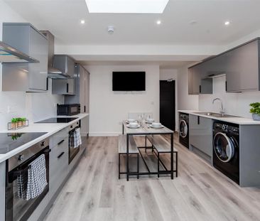 1 bedroom in a house share to rent - Photo 5