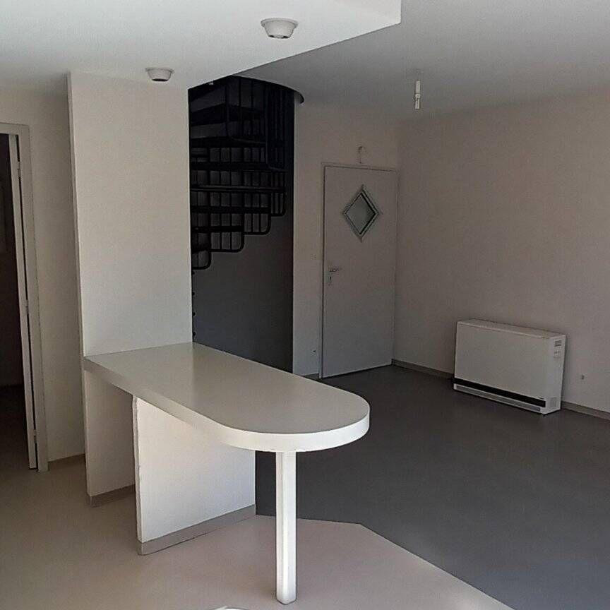 Location appartement 4 pièces 72 m² à Brusque (12360) - Photo 1