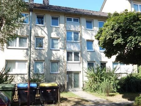 Innenstadtlage! Teilrenovierte 2,5-Zi.- Wohnung - Foto 2