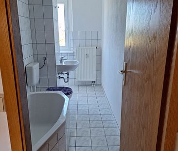 Platz für eine kleine Familie, tolle 3 Raumwohnung mit Balkon! plus Gutschrift - Foto 2