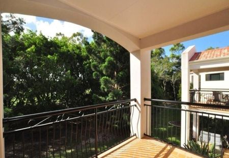 8854 Magnolia Drive East, Hope Island QLD 4212 - Villa For Rent | Domain - Photo 3