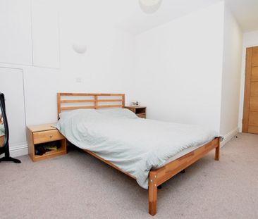 Norwood High Street, London, SE27 - Photo 1