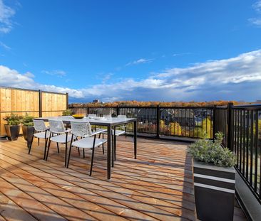 For Lease - 702 MISHI Private, Manor Park - Cardinal Glen and Area,... - Photo 1