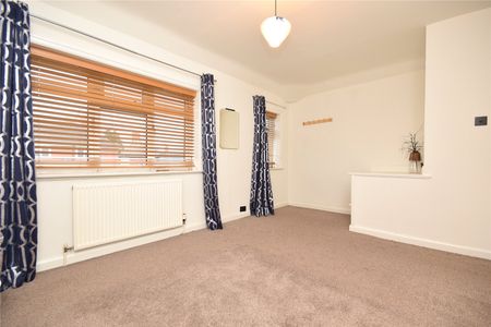 125, Winrose Avenue, Leeds, West Yorkshire, LS10 3AB - Photo 4