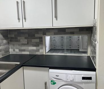 2 Bed Flat, Spon Gate House, CV1 - Photo 6