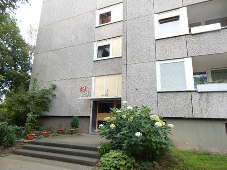 Hier findet jeder seinen Platz: weitläufige 3,5-Zi.-Wohnung (WBS) - Foto 5