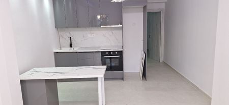 Studio/Γκαρσονιέρα για ενοικίαση Κέντρο (Νεάπολη) - Photo 2
