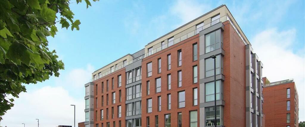 1 bedroom flat to rent - Photo 1