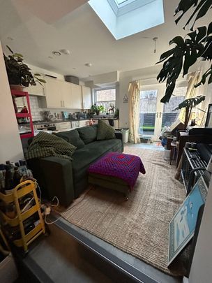 1 Bed Flat, Hackney, E9 - Photo 1