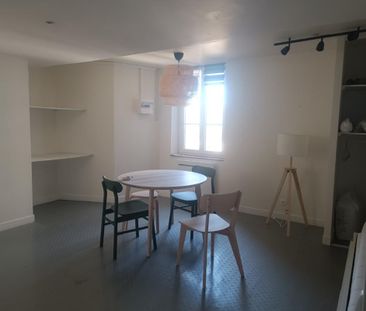 Location Appartement 1 pièce Meublé 30m² CAEN 14000 - Photo 3