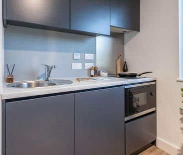 Studio to rent - Photo 6