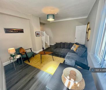 1 bedroom in a house share to rent - Photo 4