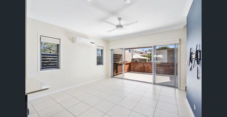 Low Maintenance in the Heart of Carina - Photo 2