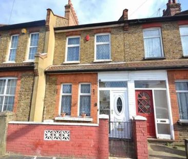 Priory Avenue ROOM 3 - Photo 1