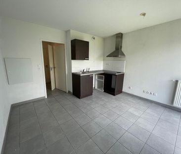 Location Appartement 1 pièce 22m² AUCAMVILLE 31140 - Photo 1