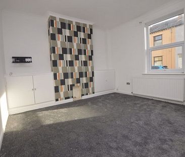 3 Bedroom Terraced House - Photo 1