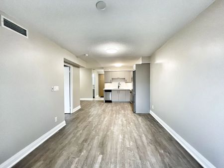 18 Uptown Drive #707 - Photo 2