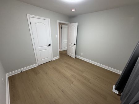 For Lease - 41 Maclaren Avenue, Barrie, Ontario - Photo 4