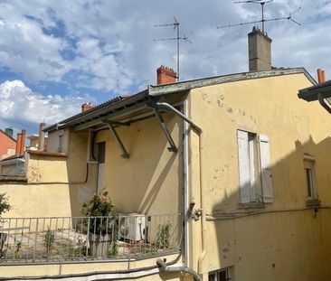OULLINS CENTRE STUDIO DUPLEX MEUBLE, - Photo 1
