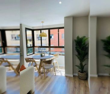 3-bedroom apartment for rent in Nou Moles, Valencia perfect for professionals and students - Photo 6