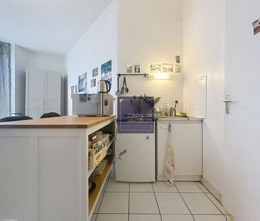 Studio - Lyon 7e, - Photo 2