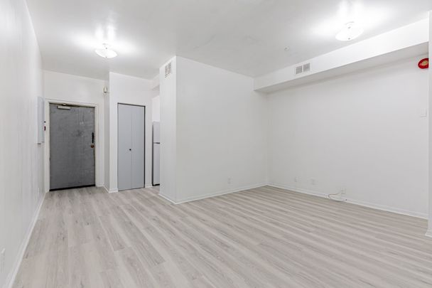 For Lease - 966 Queen Street Unit# 5, Toronto, Ontario - Photo 1